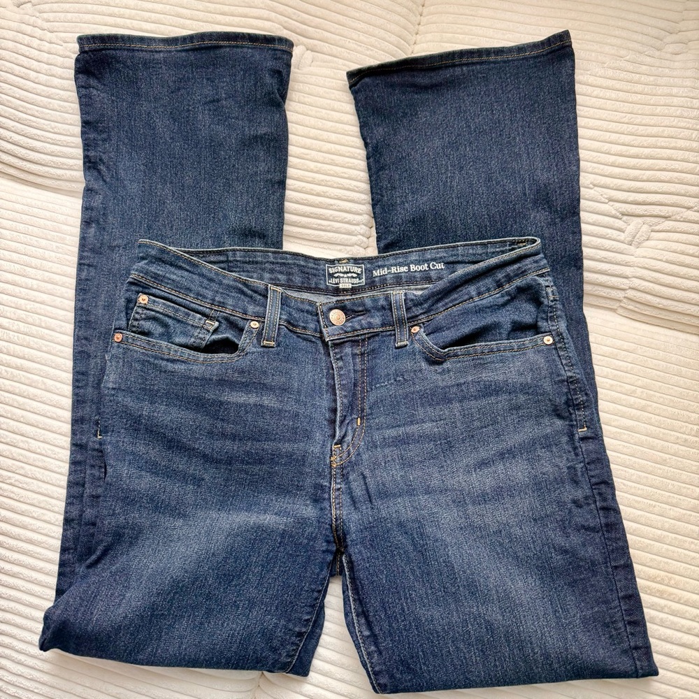 Levi’s Signature Gold Mid Rise Bootcut Dark Wash Jeans W30 L32 Stretch